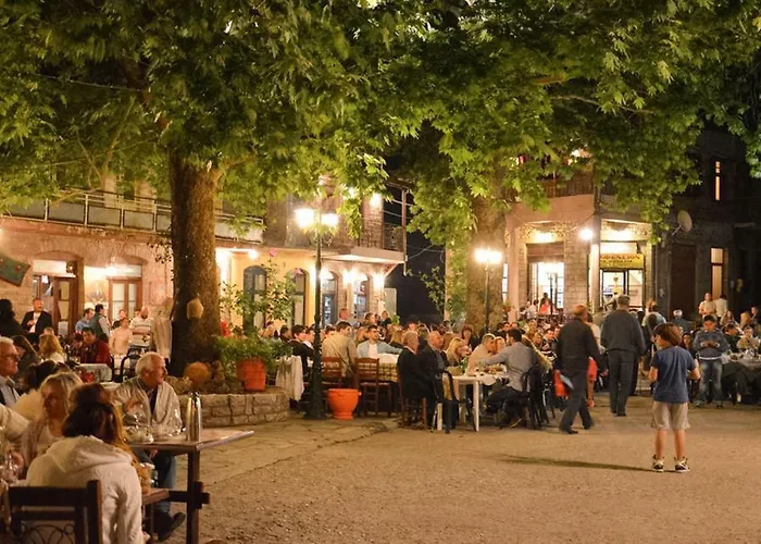 House In Traditional Greek Village Летний дом